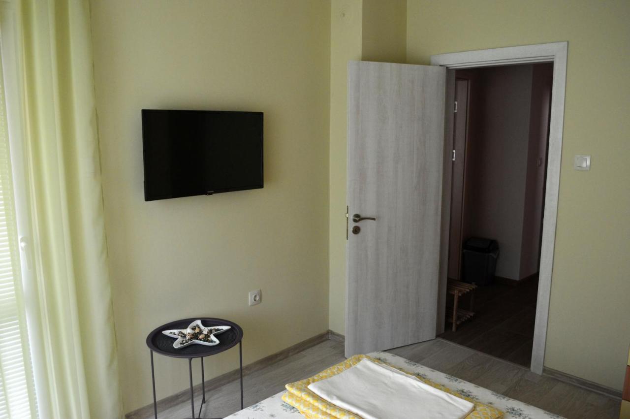 Hotel Yanis Chernomorets Exterior foto