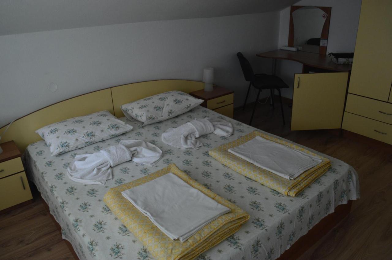 Hotel Yanis Chernomorets Exterior foto