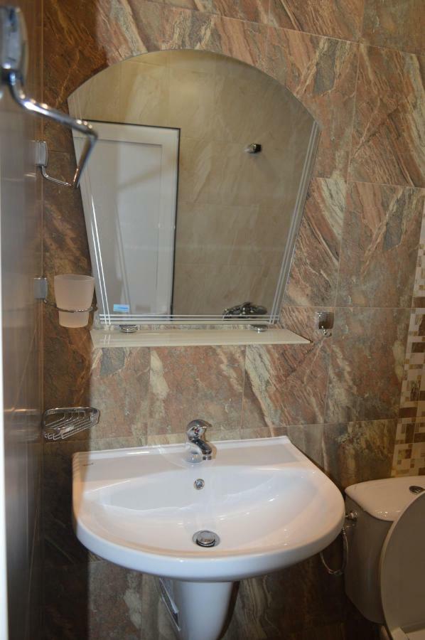 Hotel Yanis Chernomorets Exterior foto