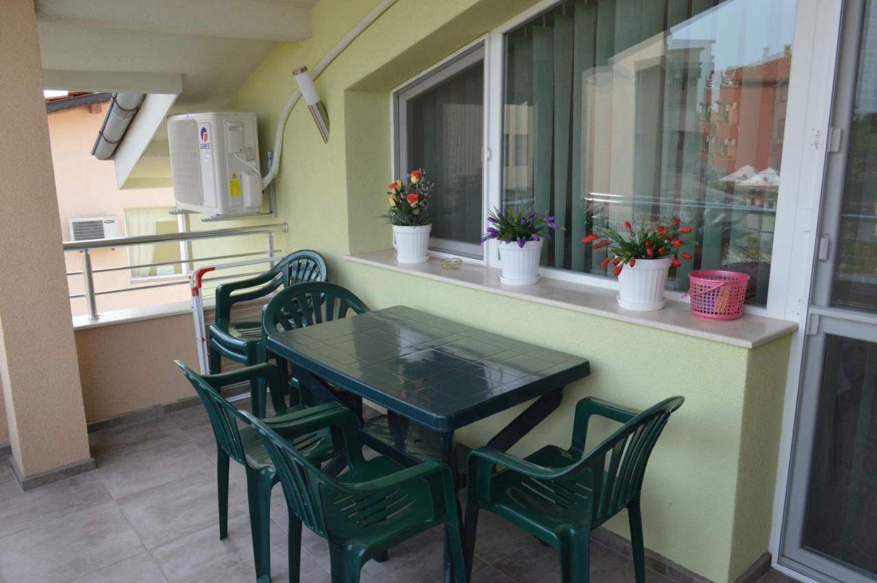 Hotel Yanis Chernomorets Exterior foto