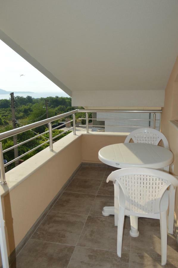Hotel Yanis Chernomorets Exterior foto